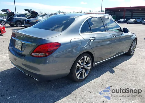 2018 Mercedes-Benz C 300 from USA, damaged, VIN 55SWF4JB1JU263454